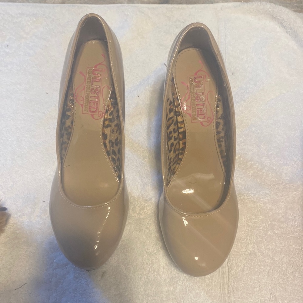 Unlisted by Kenneth Cole dress shoes